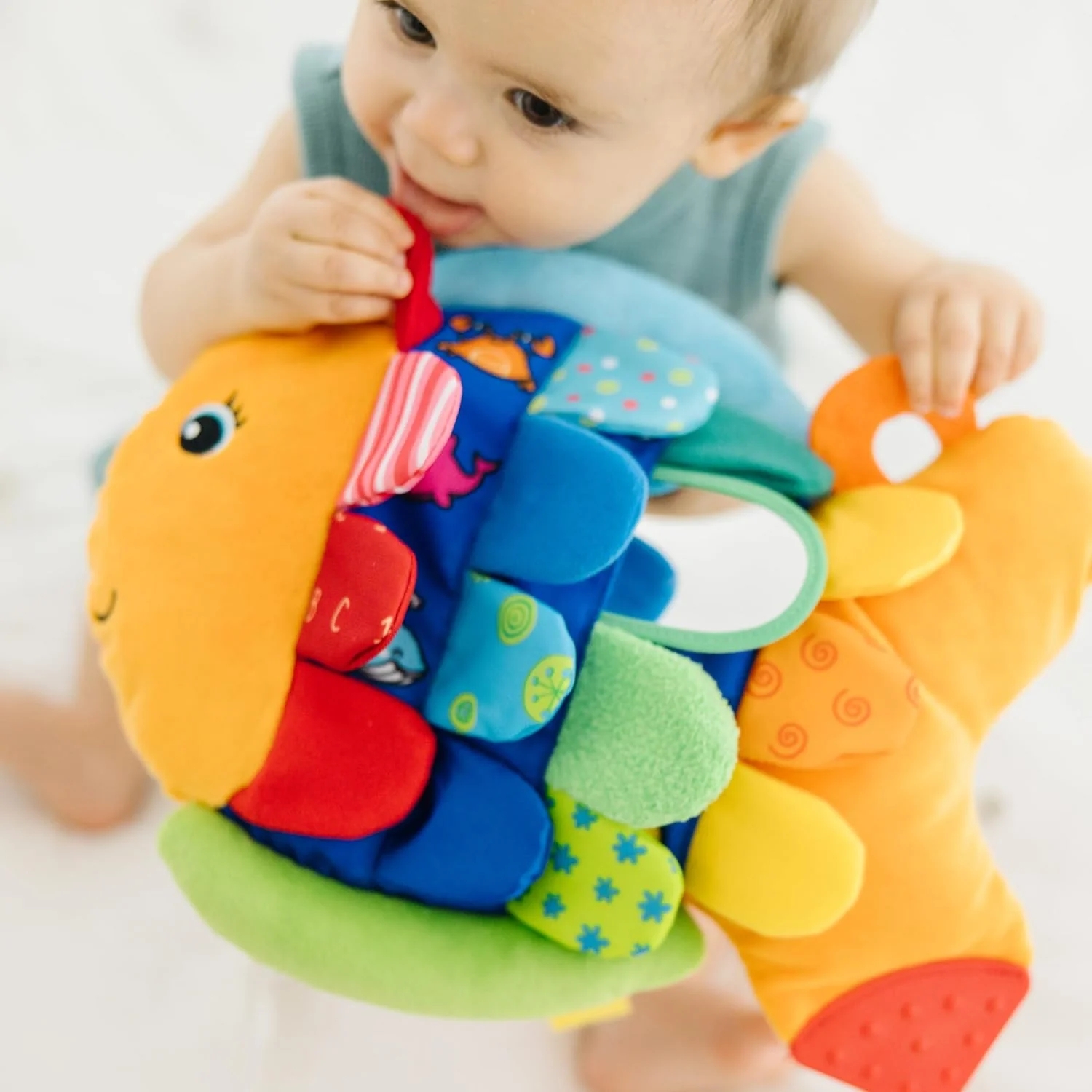 K’s Kids, Flip Fish Stuffed Animal, Soft Baby Book, Multi-Textured Squeaking & Crinkling Infant Sensory Toys for Babies with Baby Mirror, Tummy Time Toys for Infants Ages 0–9 Months